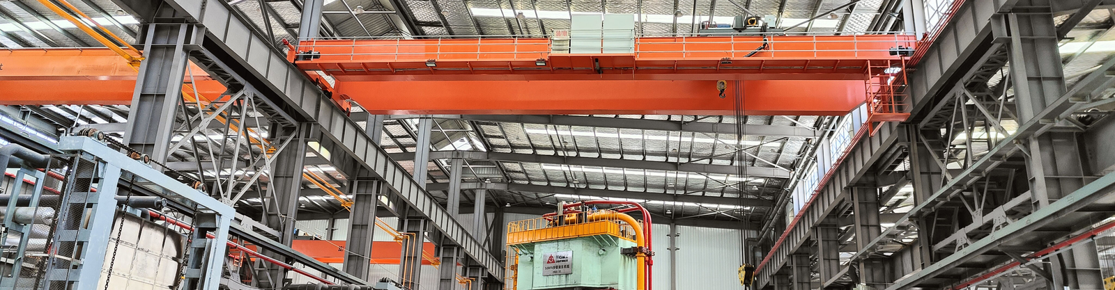 derek overhead girder ganda