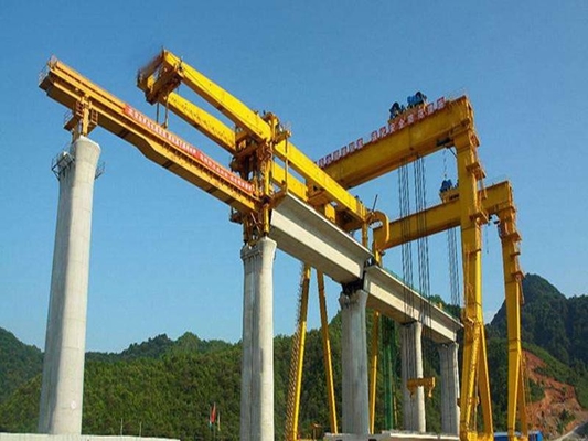 Kereta Api Berkecepatan Tinggi 1000T Girder Launcher Crane Untuk Konstruksi Jembatan